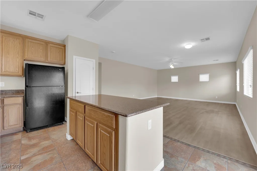 125 Sharp Edge, North Las Vegas, NV 89031