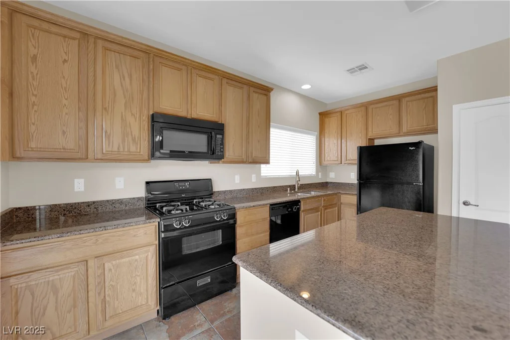 125 Sharp Edge, North Las Vegas, NV 89031