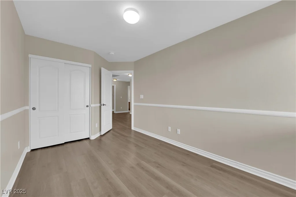 125 Sharp Edge, North Las Vegas, NV 89031