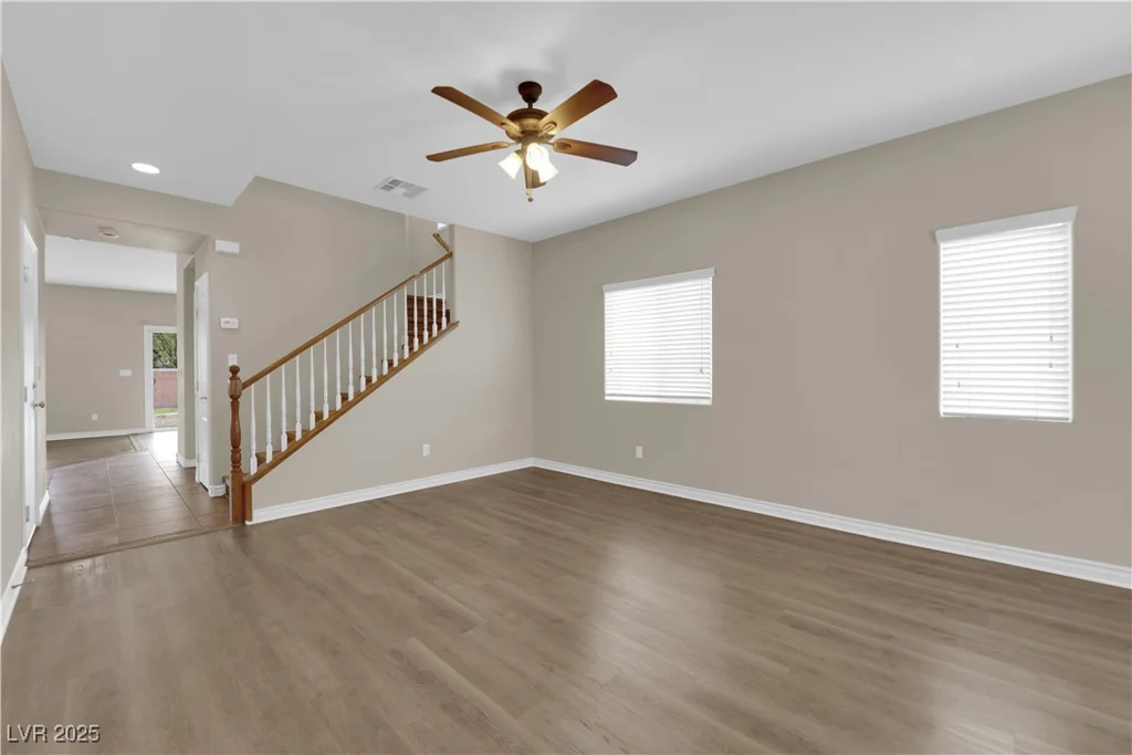 125 Sharp Edge, North Las Vegas, NV 89031