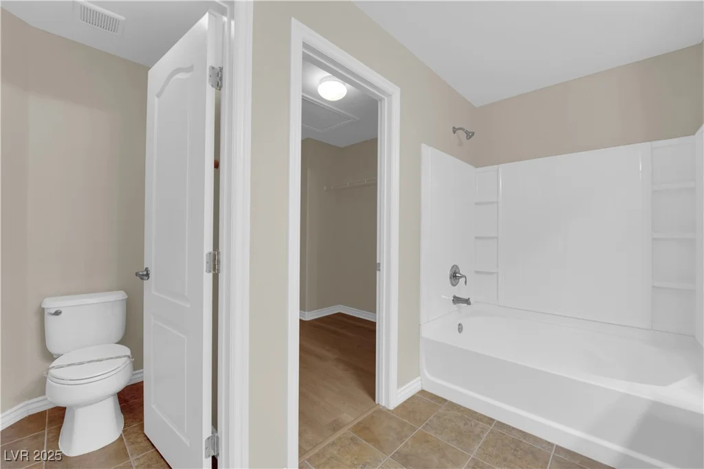 125 Sharp Edge, North Las Vegas, NV 89031
