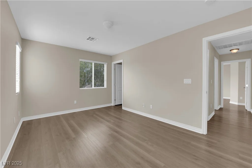 125 Sharp Edge, North Las Vegas, NV 89031