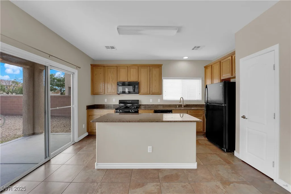 125 Sharp Edge, North Las Vegas, NV 89031