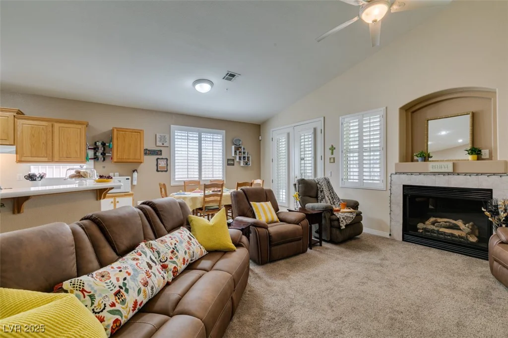 2543 Farmington, Las Vegas, NV 89120