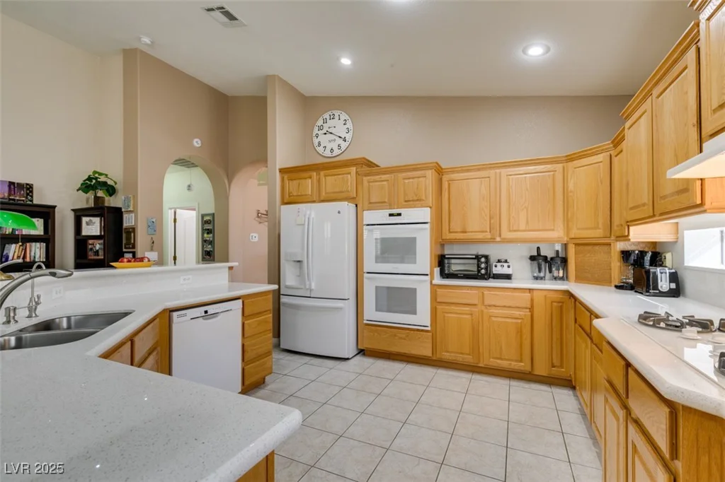 2543 Farmington, Las Vegas, NV 89120