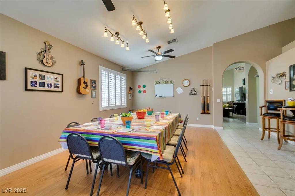 2543 Farmington, Las Vegas, NV 89120