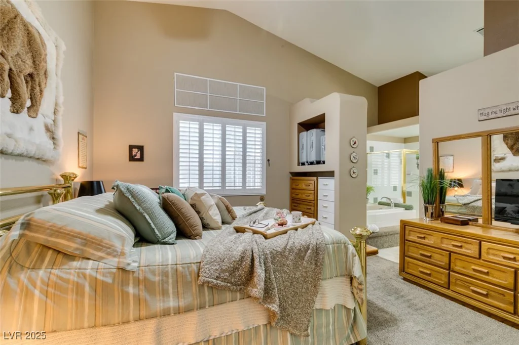 2543 Farmington, Las Vegas, NV 89120