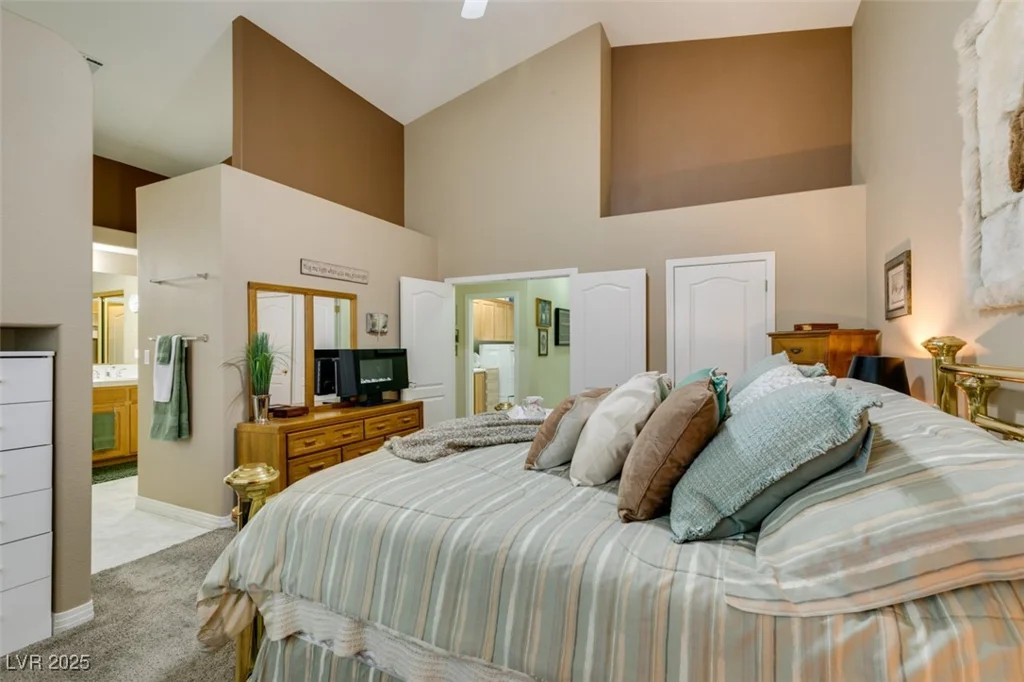 2543 Farmington, Las Vegas, NV 89120