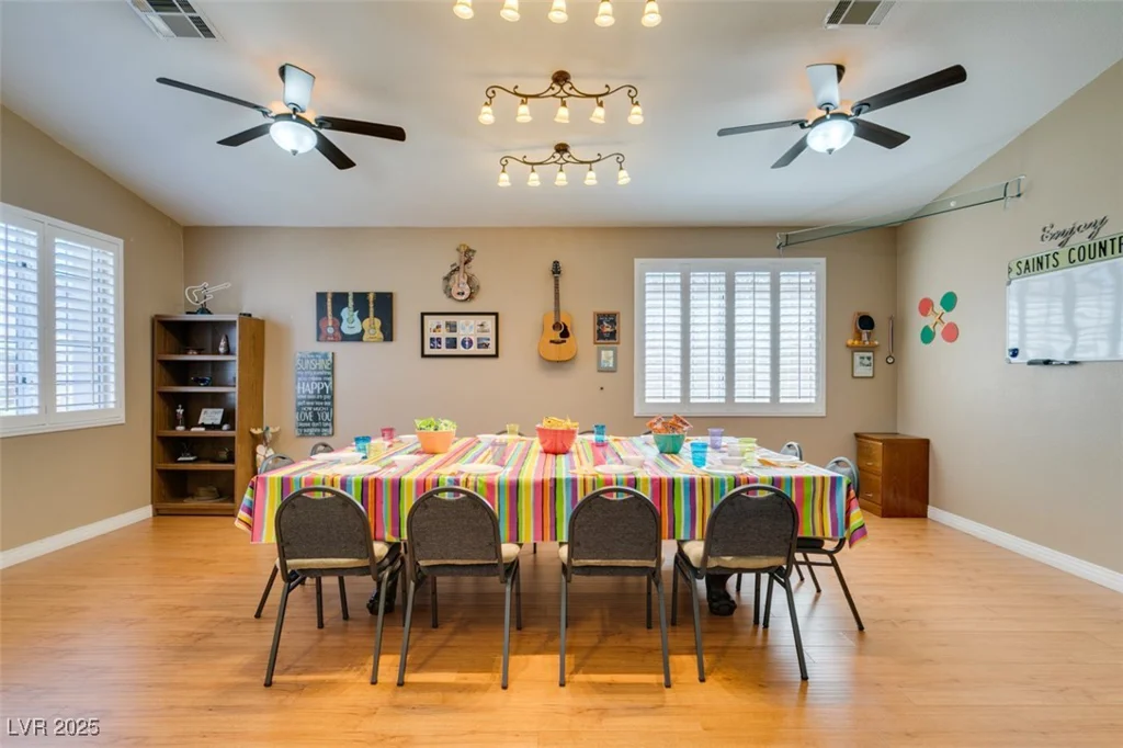 2543 Farmington, Las Vegas, NV 89120