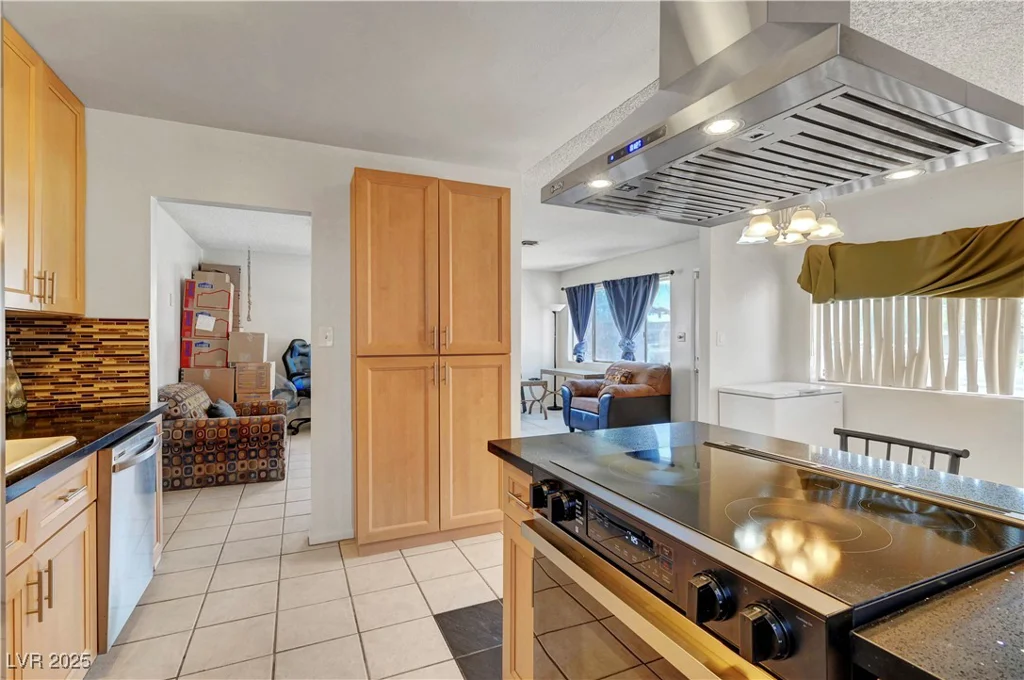 3630 Pecos, Las Vegas, NV 89115