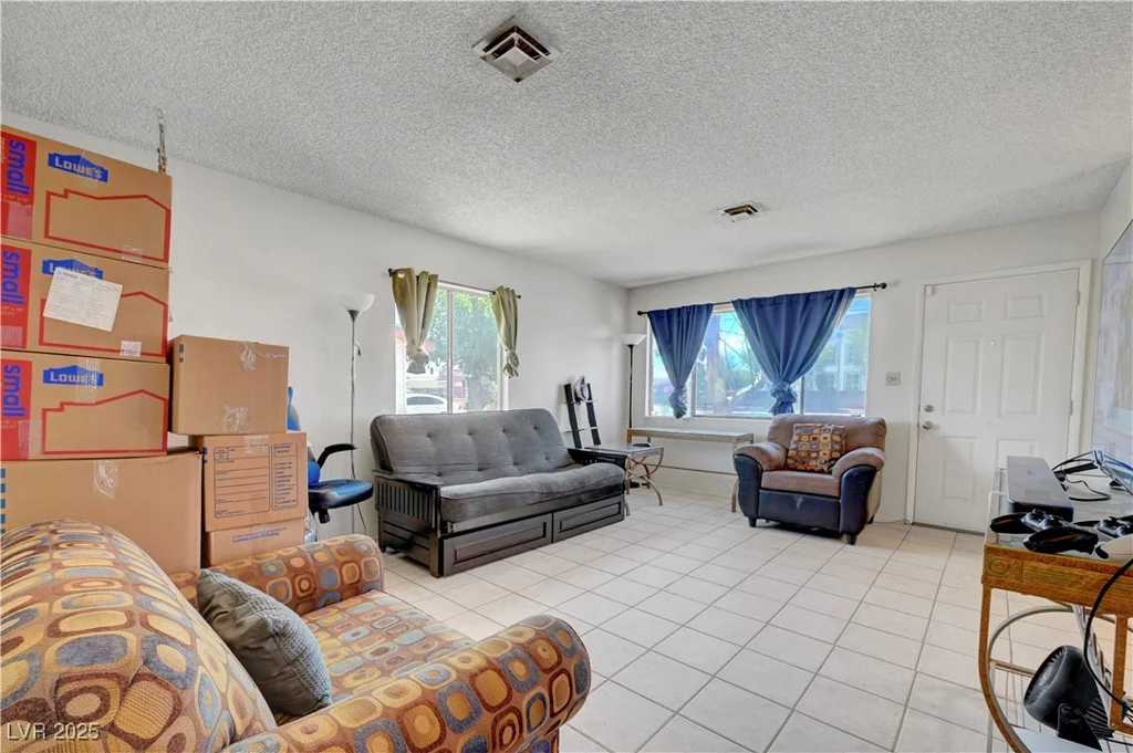 3630 Pecos, Las Vegas, NV 89115