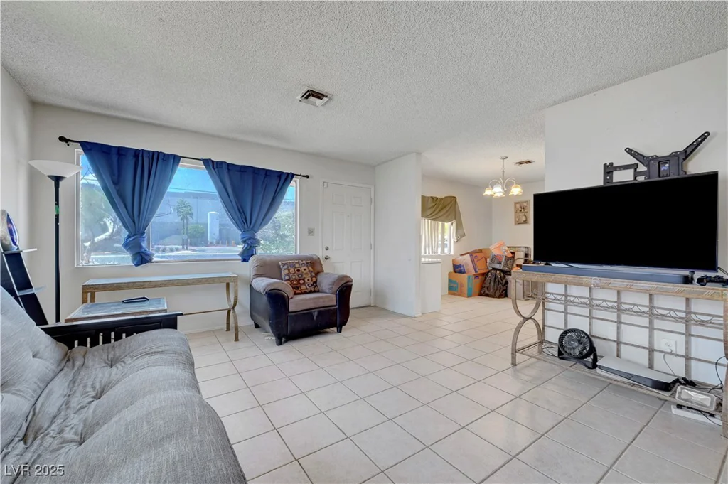 3630 Pecos, Las Vegas, NV 89115