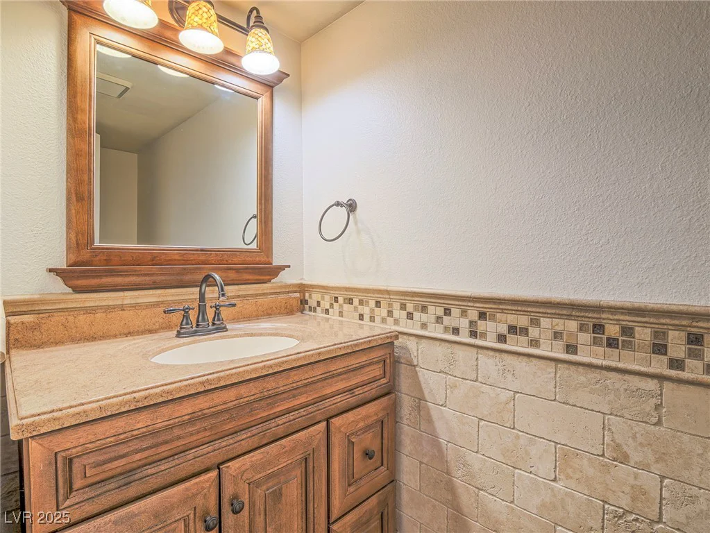 2462 Pickwick, Henderson, NV 89014