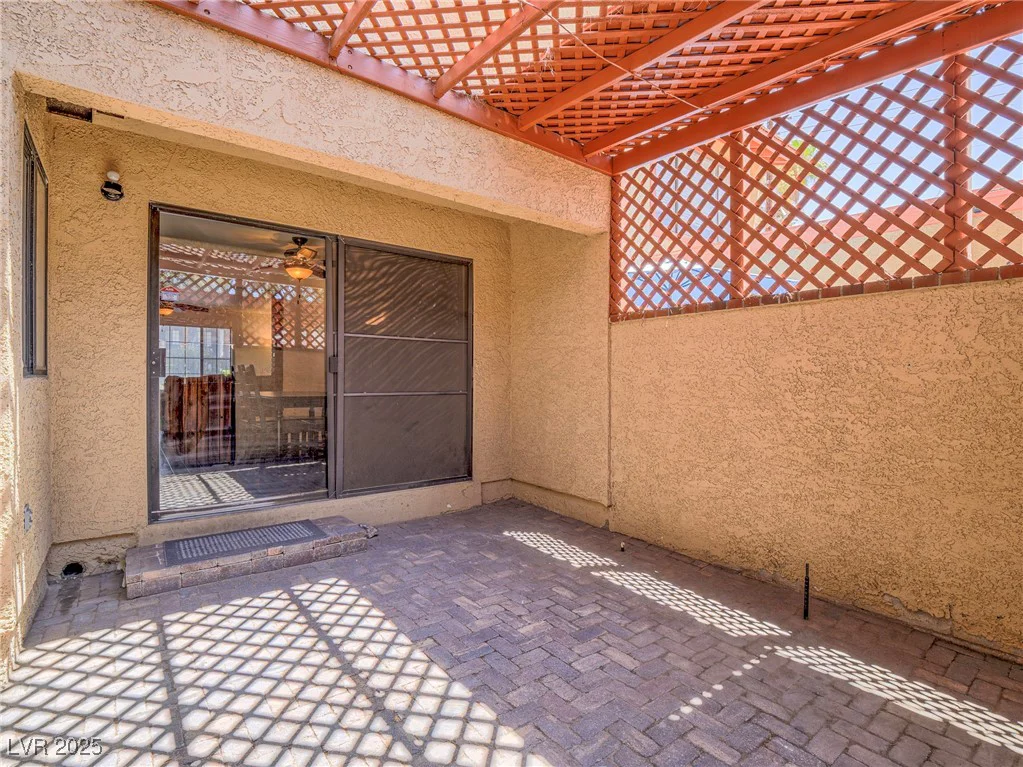 2462 Pickwick, Henderson, NV 89014