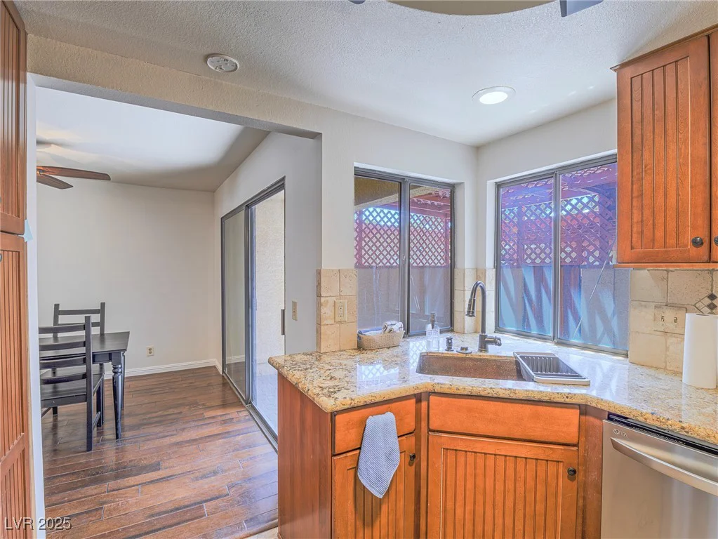 2462 Pickwick, Henderson, NV 89014
