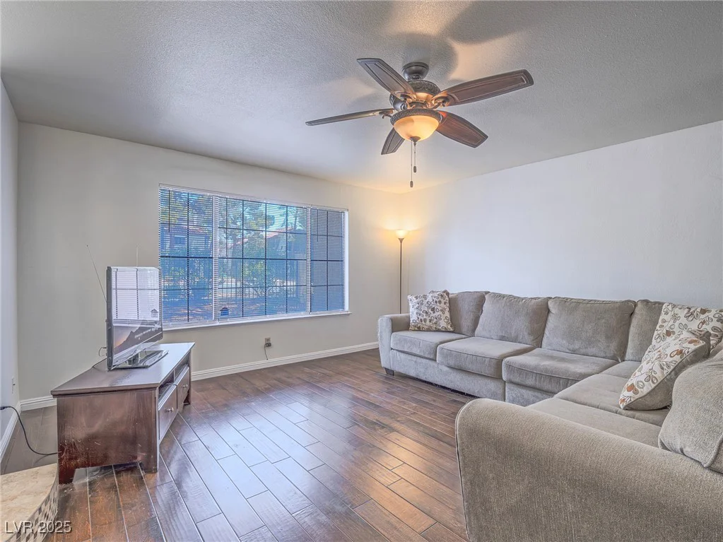 2462 Pickwick, Henderson, NV 89014