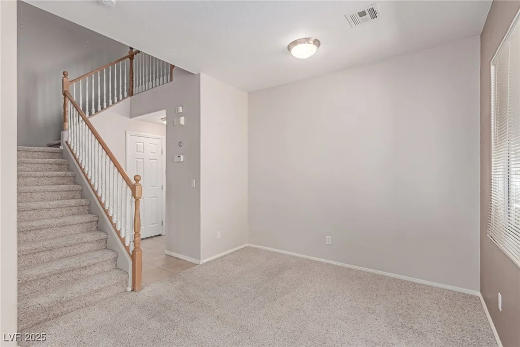 9537 Michelle Falls, Las Vegas, NV 89149