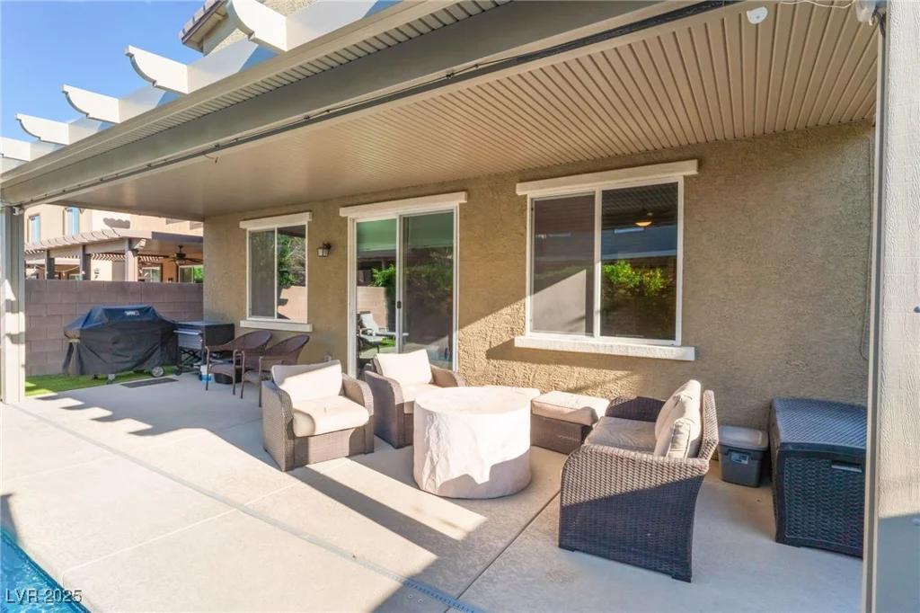 4524 Stardusk Falls, North Las Vegas, NV 89084