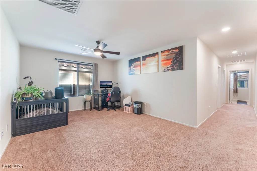 4524 Stardusk Falls, North Las Vegas, NV 89084