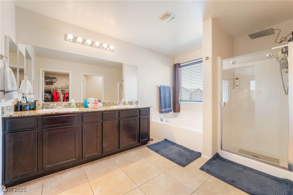 4524 Stardusk Falls, North Las Vegas, NV 89084