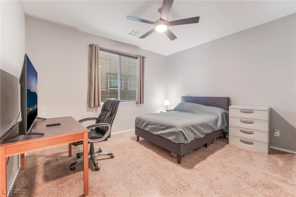 4524 Stardusk Falls, North Las Vegas, NV 89084