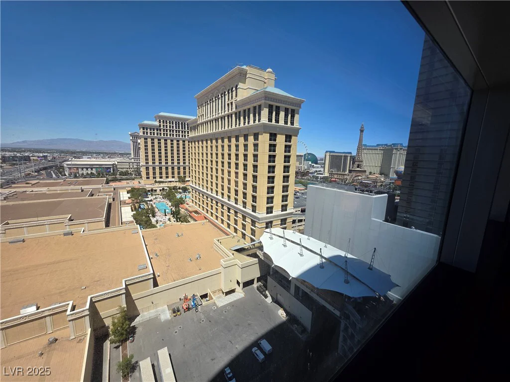 2600 Harmon, Las Vegas, NV 89158