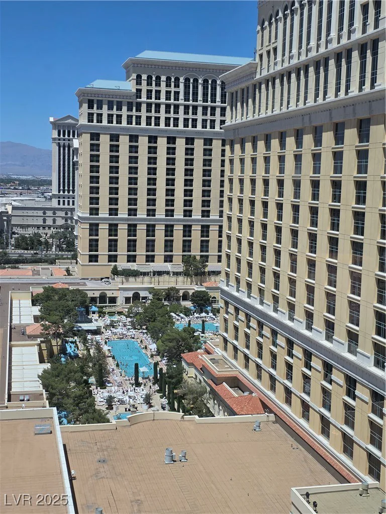 2600 Harmon, Las Vegas, NV 89158
