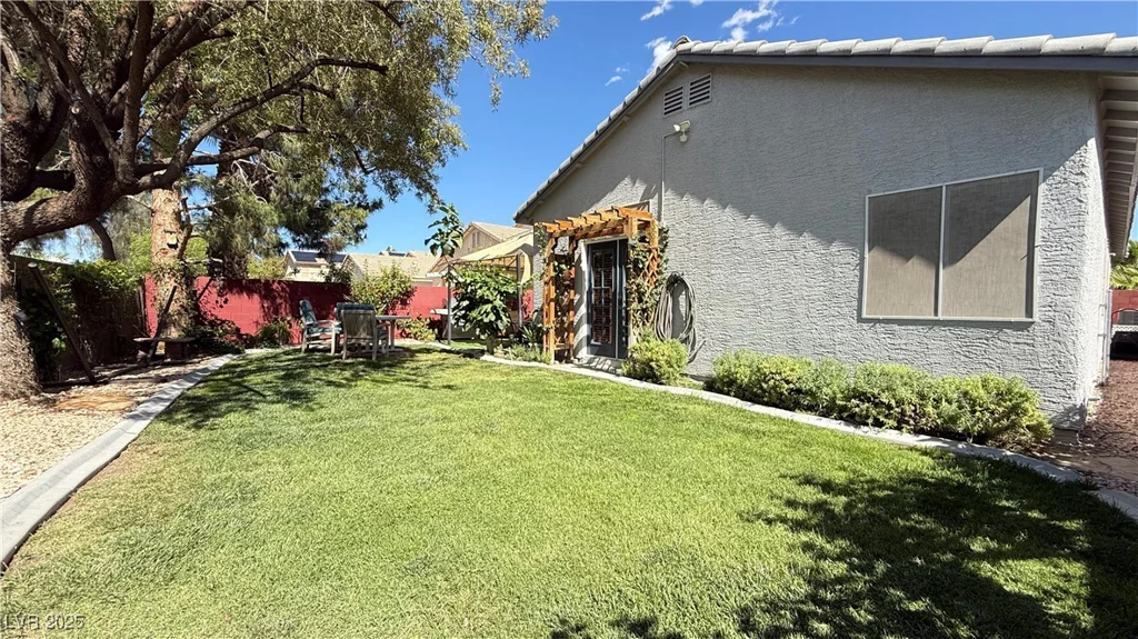 988 Upper Meadows, Henderson, NV 89052