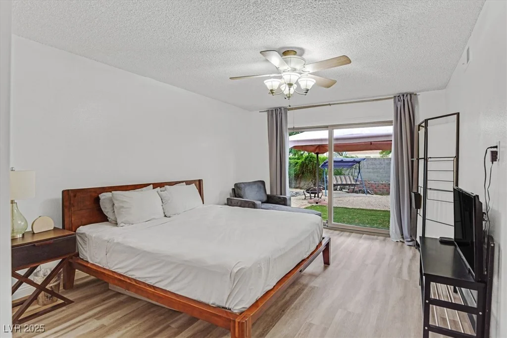 3989 Parkhaven, Las Vegas, NV 89120