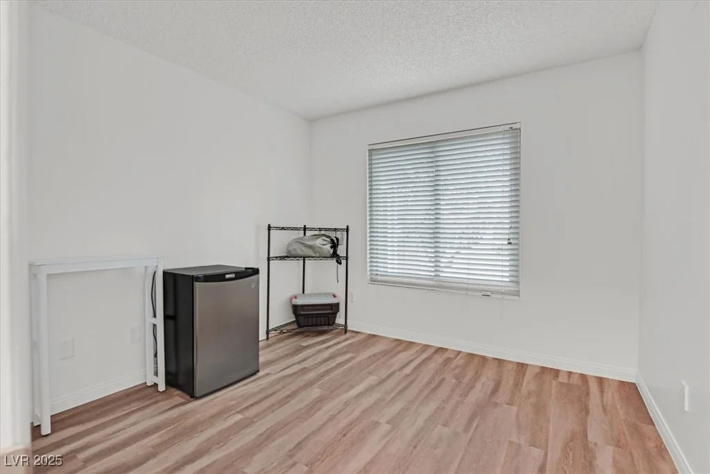 3989 Parkhaven, Las Vegas, NV 89120
