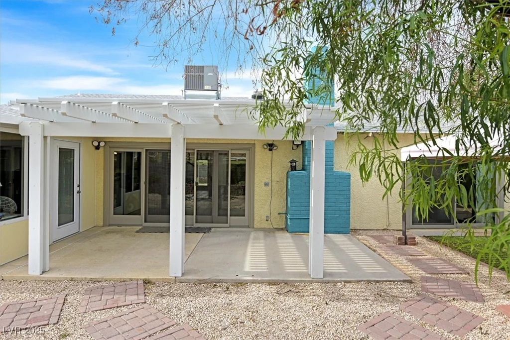3989 Parkhaven, Las Vegas, NV 89120