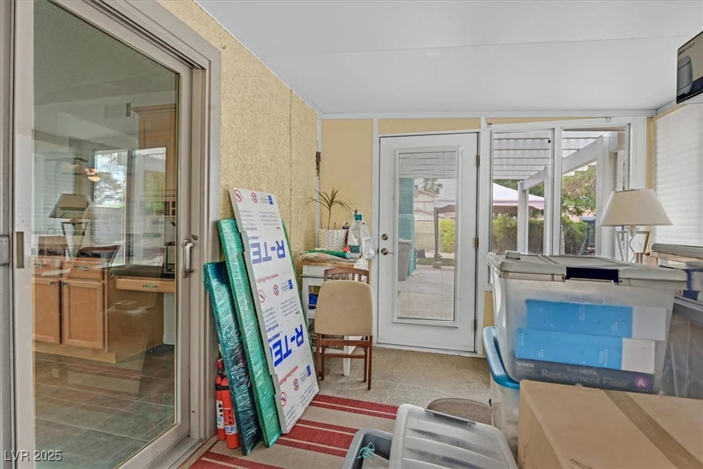 3989 Parkhaven, Las Vegas, NV 89120