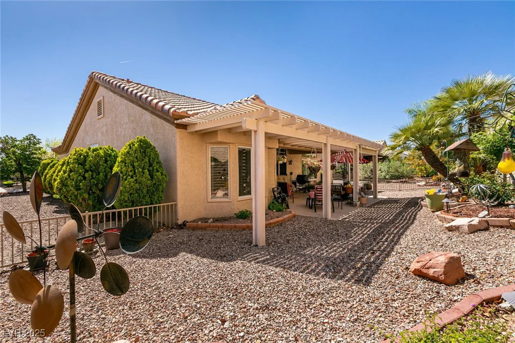 2521 Roseworthy, Las Vegas, NV 89134