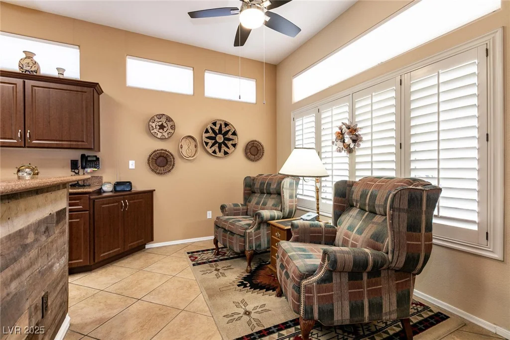 2521 Roseworthy, Las Vegas, NV 89134