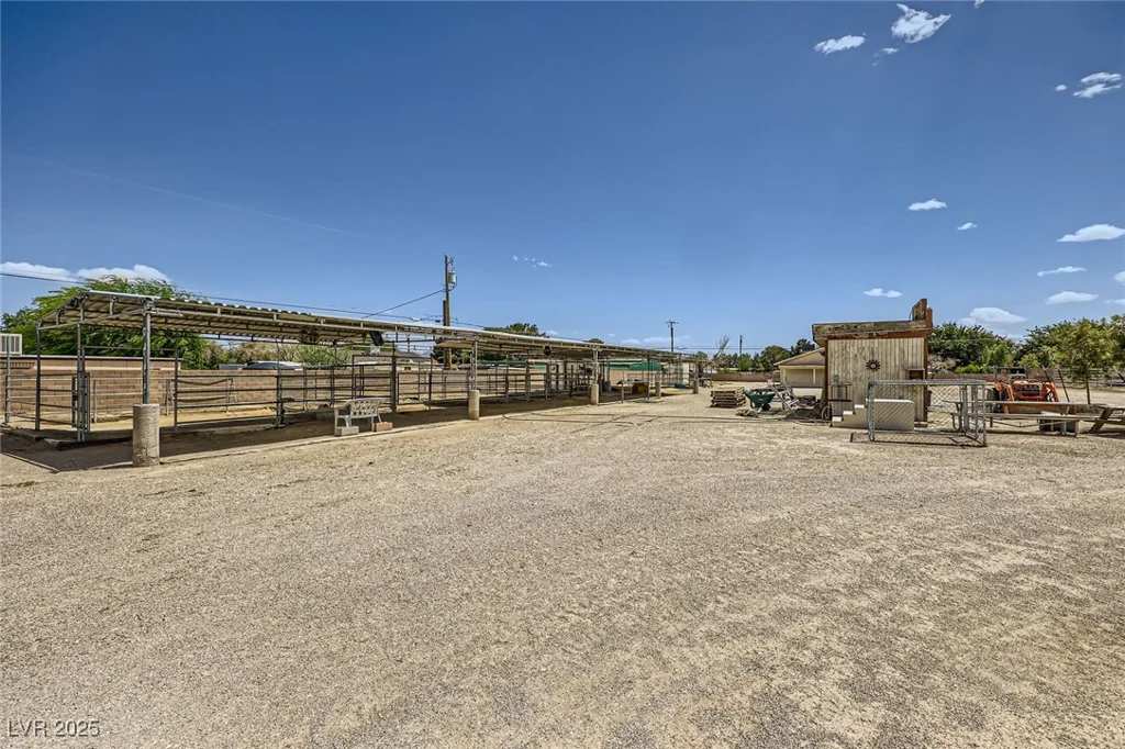 8440 La Cienega, Las Vegas, NV 89123