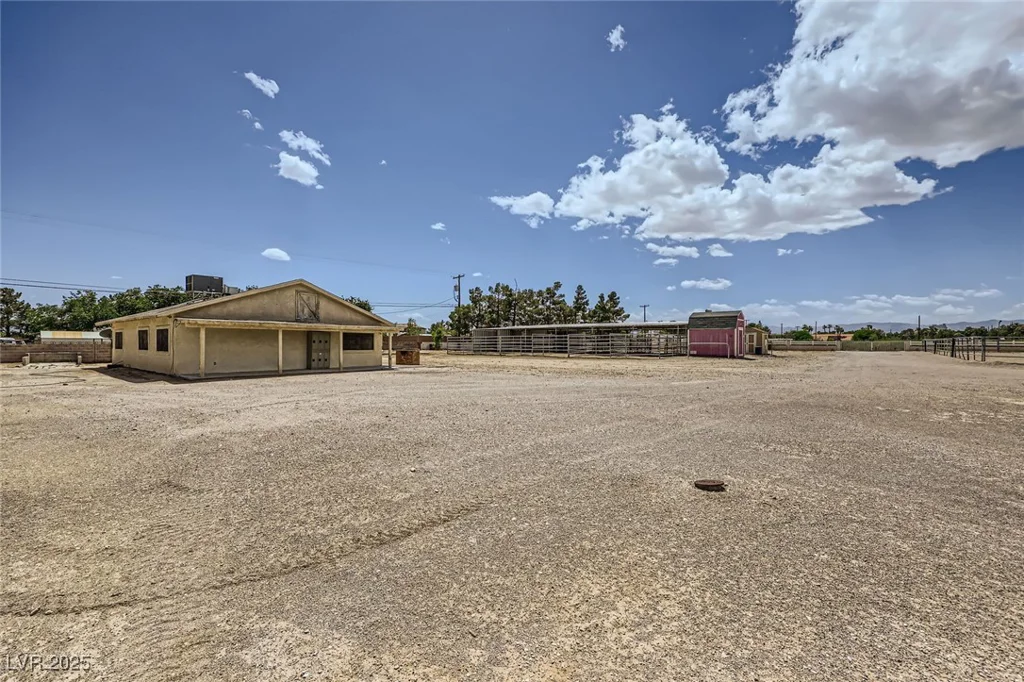 8440 La Cienega, Las Vegas, NV 89123