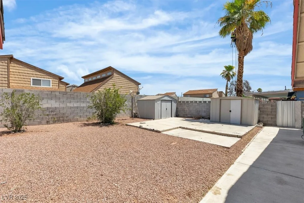 1158 Hacienda, Las Vegas, NV 89119
