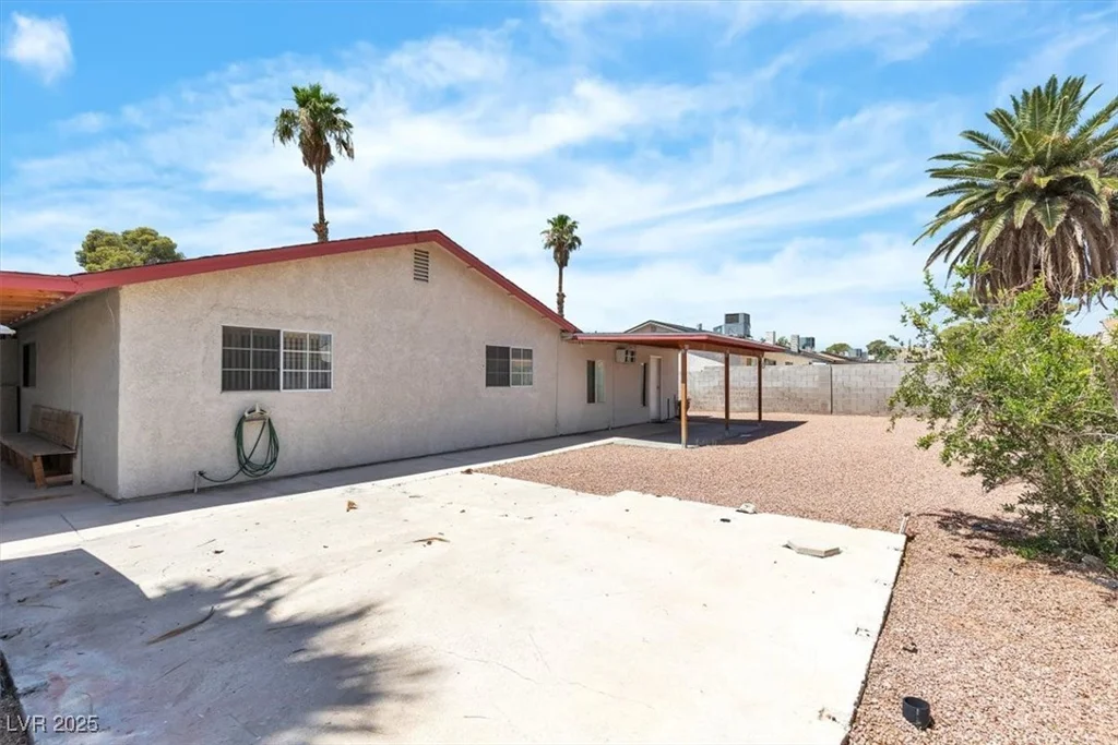 1158 Hacienda, Las Vegas, NV 89119