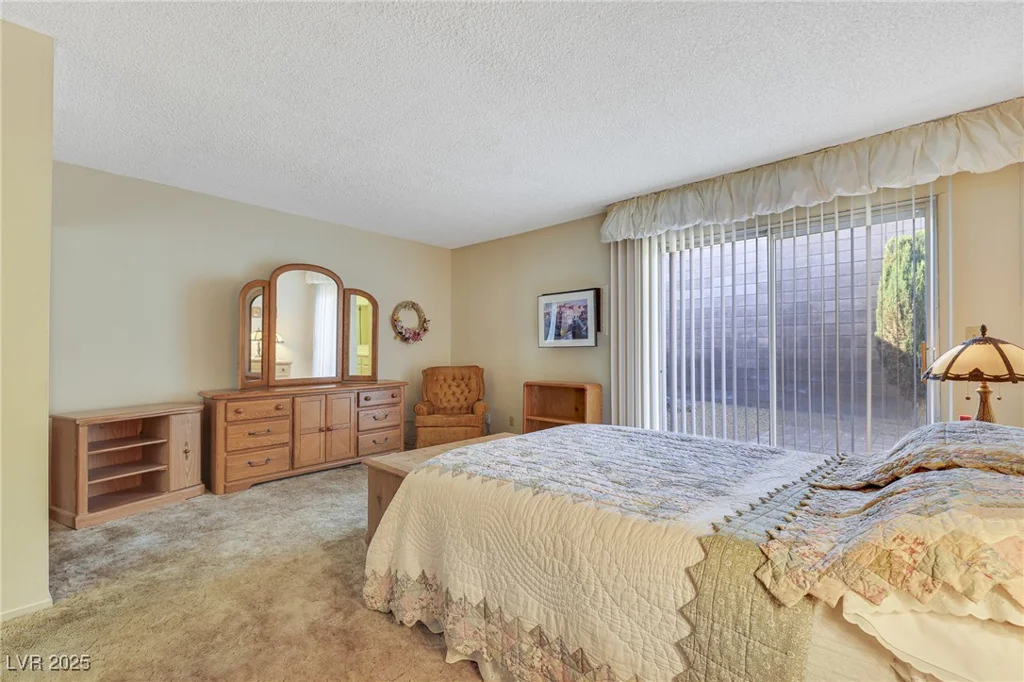 3553 Kensbrook, Las Vegas, NV 89121