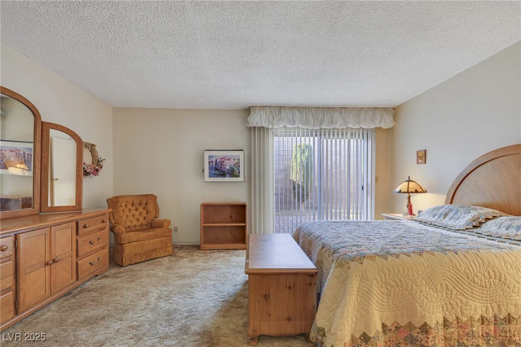 3553 Kensbrook, Las Vegas, NV 89121