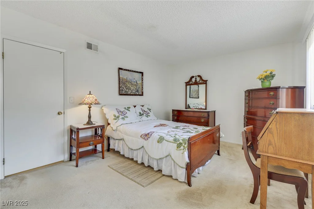 3553 Kensbrook, Las Vegas, NV 89121