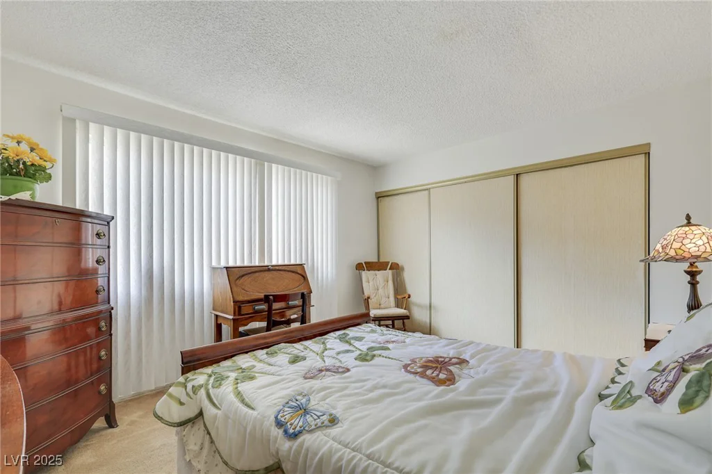 3553 Kensbrook, Las Vegas, NV 89121