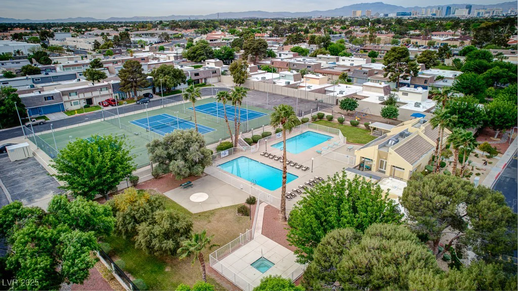 3553 Kensbrook, Las Vegas, NV 89121