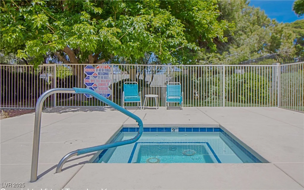 3553 Kensbrook, Las Vegas, NV 89121