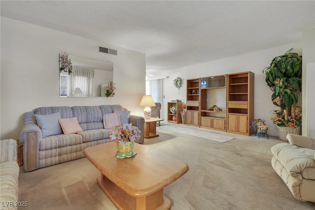 3553 Kensbrook, Las Vegas, NV 89121