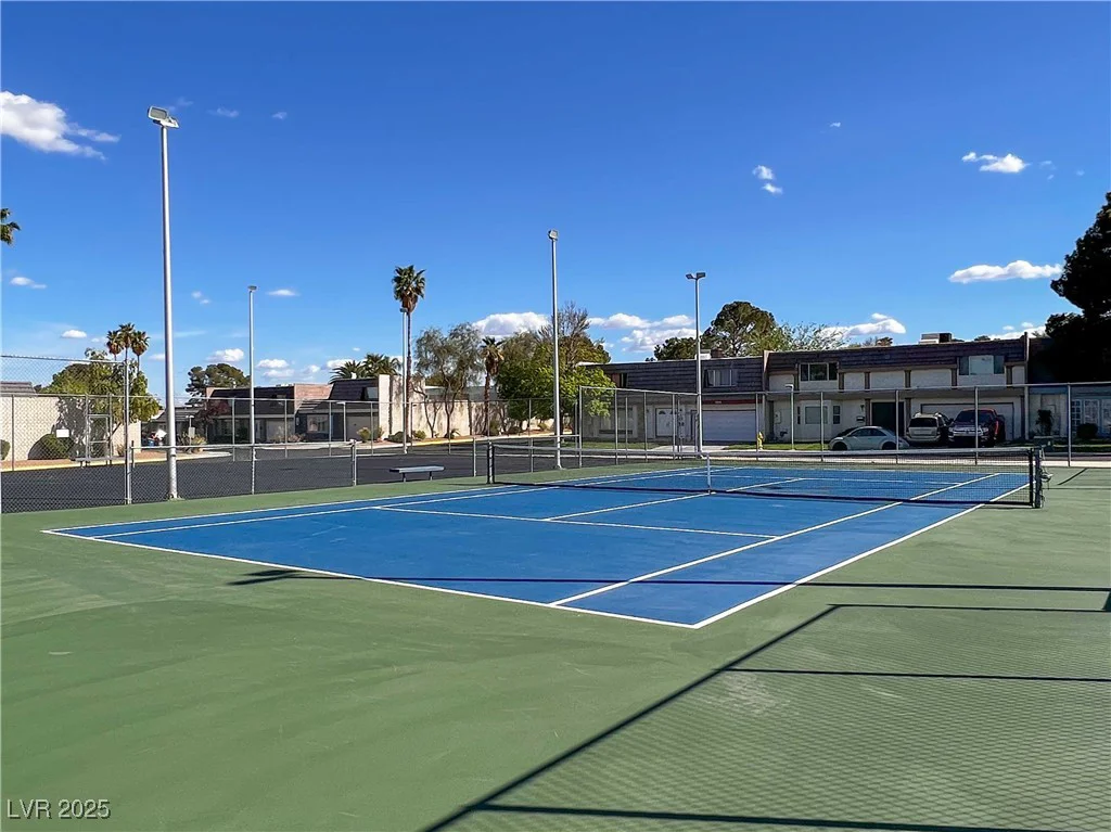 3553 Kensbrook, Las Vegas, NV 89121