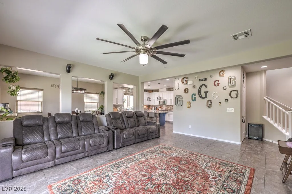 10623 Auburn Springs, Las Vegas, NV 89166
