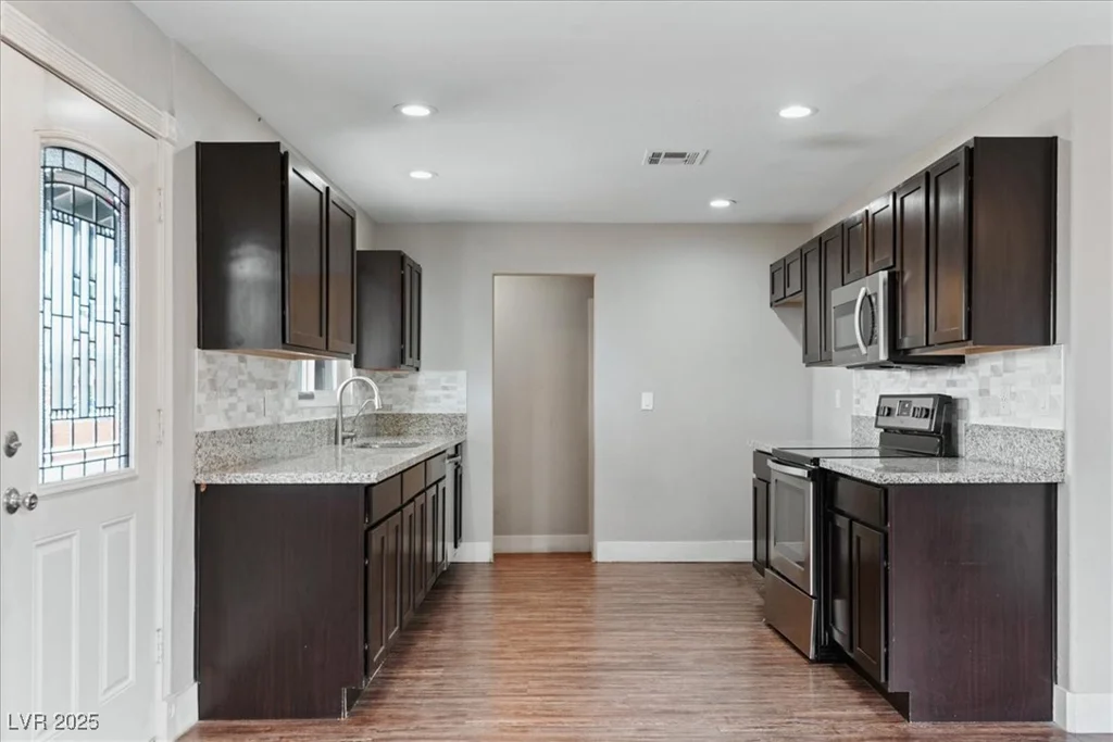 3412 Tabor, North Las Vegas, NV 89030