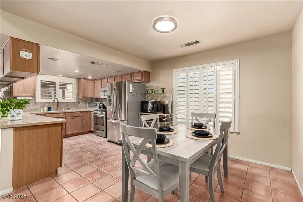 307 Oak Canyon, Henderson, NV 89015