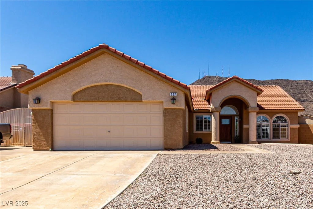 307 Oak Canyon, Henderson, NV 89015